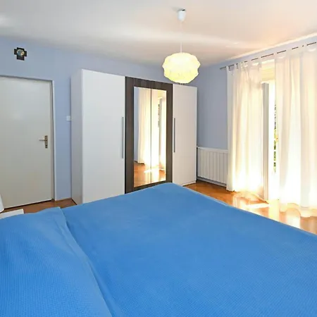 Krebel In - Istrien 3* Poreč